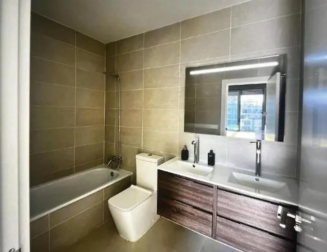 Appartement à 2 Chambres à Coucher